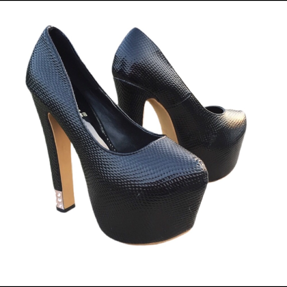 Japanese Embellished Platform Heels